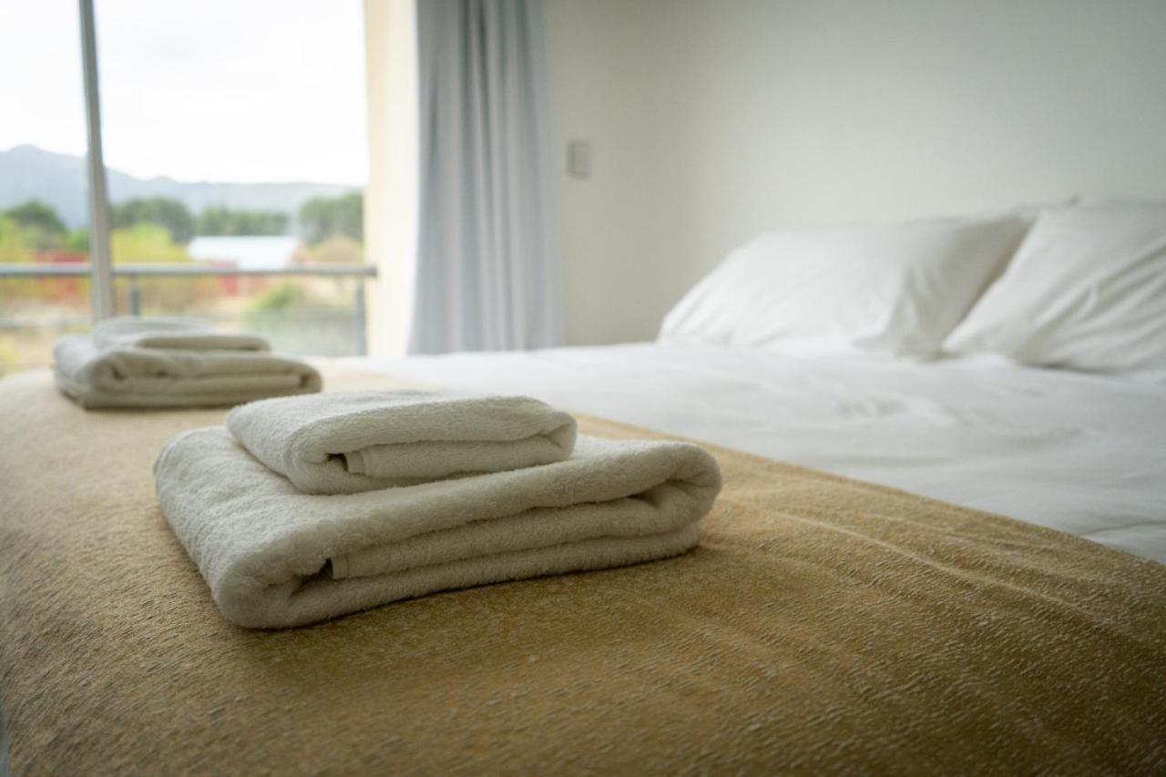 Hotel Cantera Respira Campo ポトレロ・デ・ロス・フネス エクステリア 写真