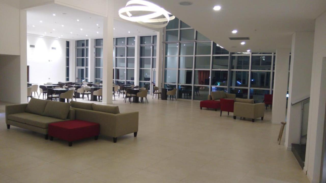 Hotel Cantera Respira Campo ポトレロ・デ・ロス・フネス エクステリア 写真